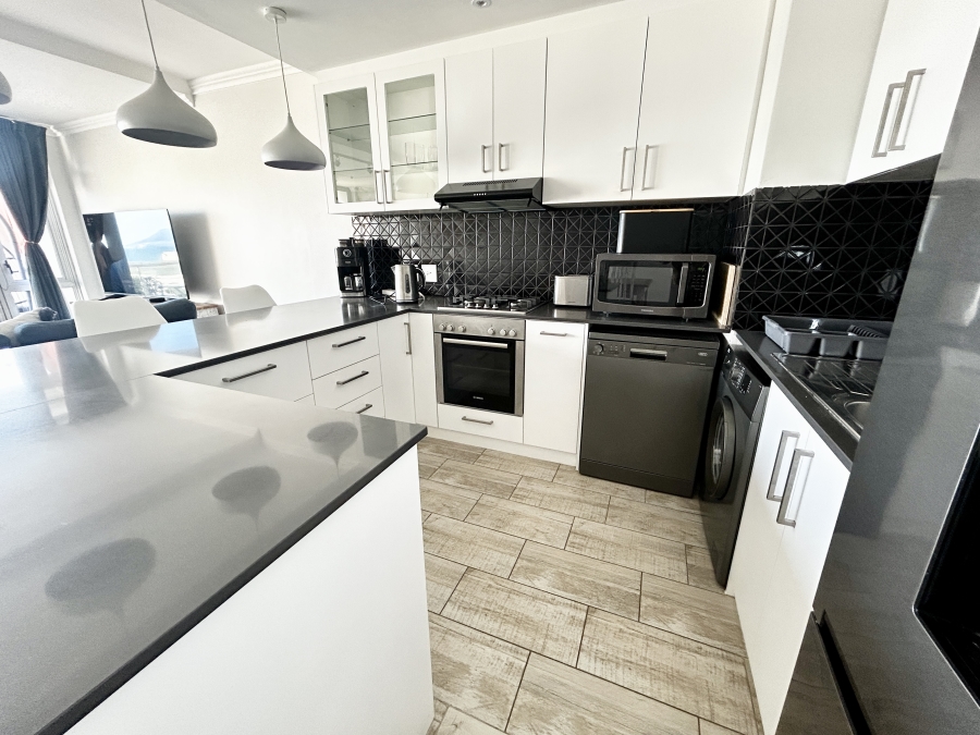 2 Bedroom Property for Sale in Waves Edge Western Cape